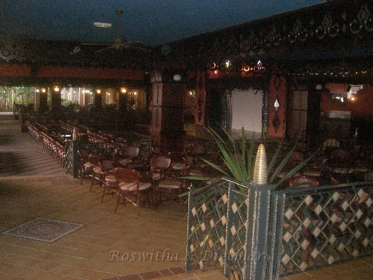16 CIMG7039.JPG - die Showbuehne